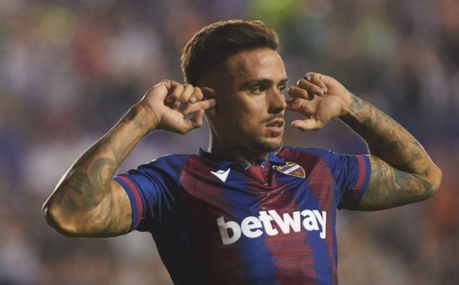 开云体育在线-包含风云突变波特兰开拓者关键时刻回应争议；西甲版图或变；媒体盛赞；年轻球员得到机会的词条