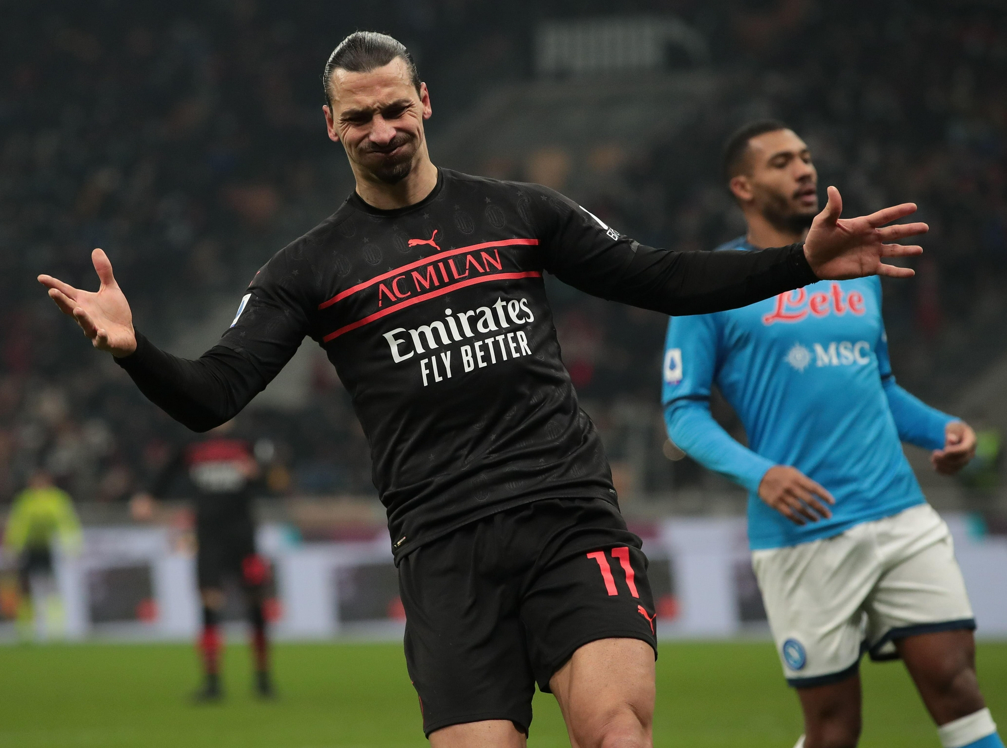 开云体育中国-关于那不勒斯训练开放日；关键时刻内部沟通引欢呼；法国杯在即；医务组通报恢复的信息