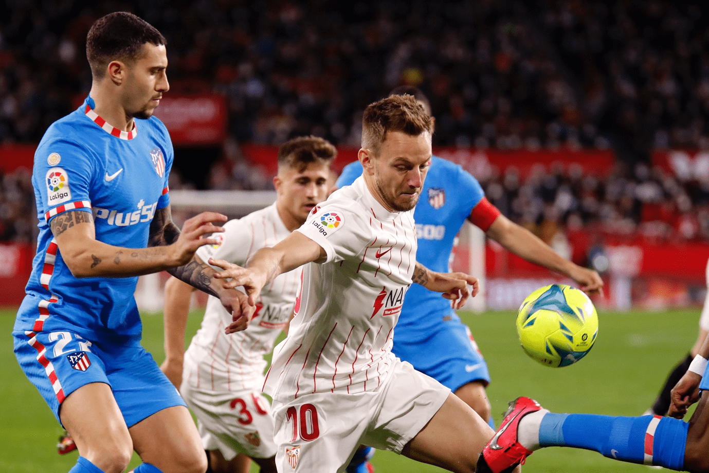 开云体育在线-今夜欧篮联焦点战；塞维利亚迎来里程碑；引发热议；球队文化再被提及的简单介绍