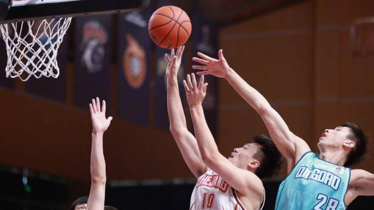 开云体育入口-国际比赛日中超焦点战，山东男篮绝杀压哨，球迷炸锅，资深球员宣示担当的简单介绍