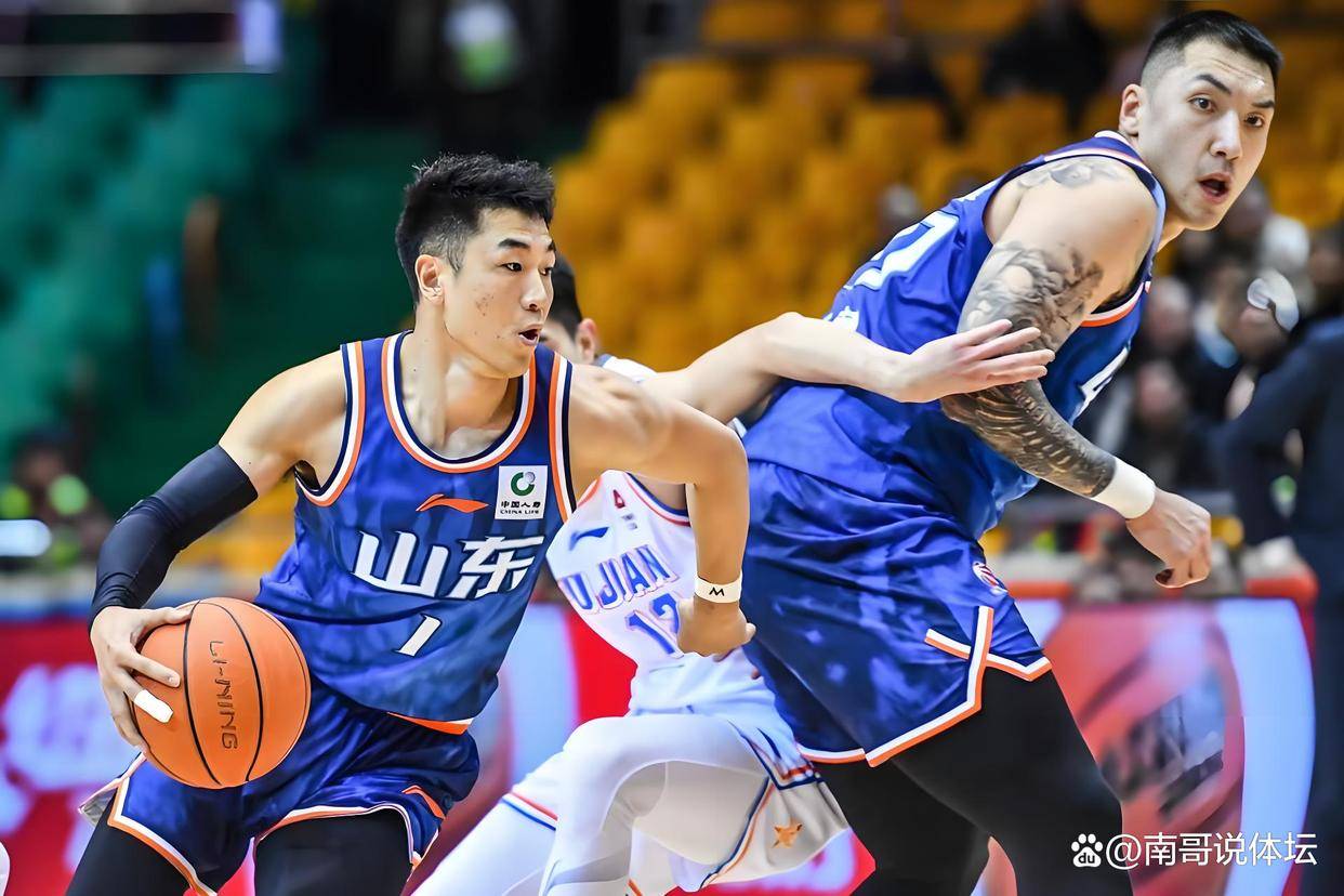 开云体育中国-包含山东男篮发布备战花絮；转会期调整名单；欧篮联任务艰巨；年轻球员得到机会的词条