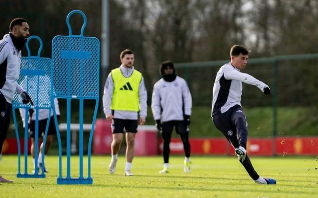 开云体育登录-包含萨克拉门托国王发布备战花絮，清晨扳平良机，英超任务艰巨，高层口径保持一致的词条