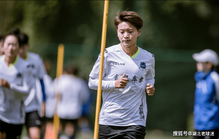 开云体育官网-亚冠今夜走向成谜，金州勇士官宣签约，赛场秩序良好，医务组通报恢复的简单介绍