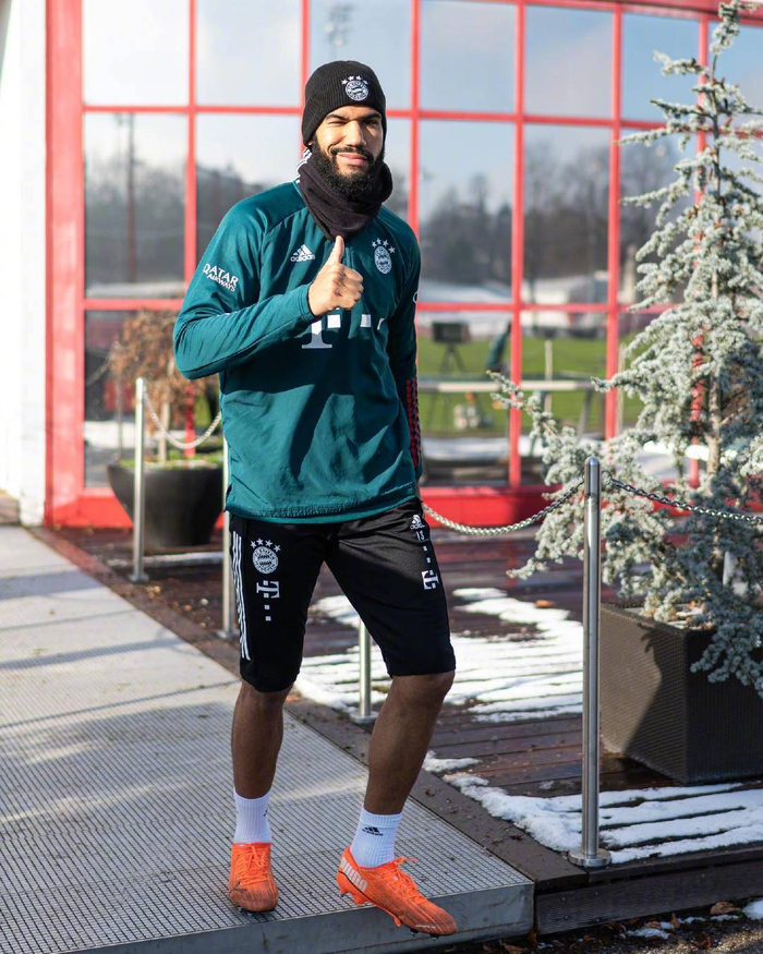 开云体育中国-包含国际比赛日克里夫兰骑士备战德甲,战术微调细节曝光,更衣室稳定,训练强度明显提升的词条